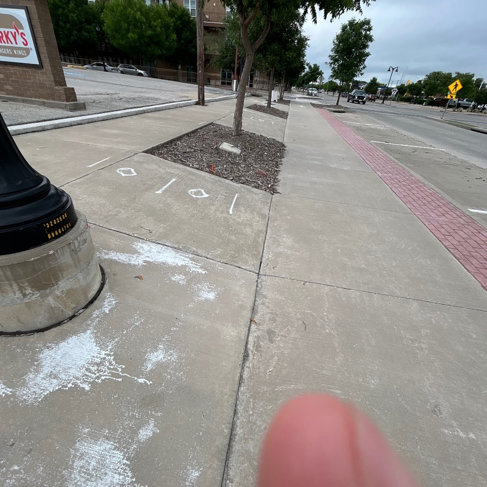 Meet your Posher, Uriel